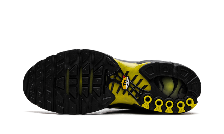 NIKE AIR MAX PLUS BLACK OPTI YELLOW