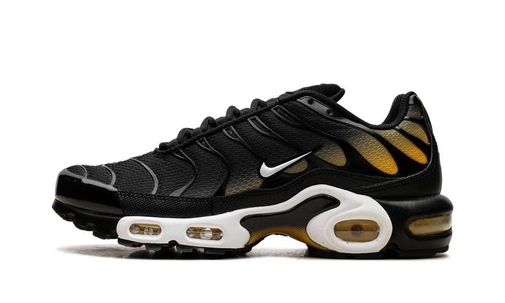 NIKE AIR MAX PLUS BLACK UNIVERSITY GOLD WHITE