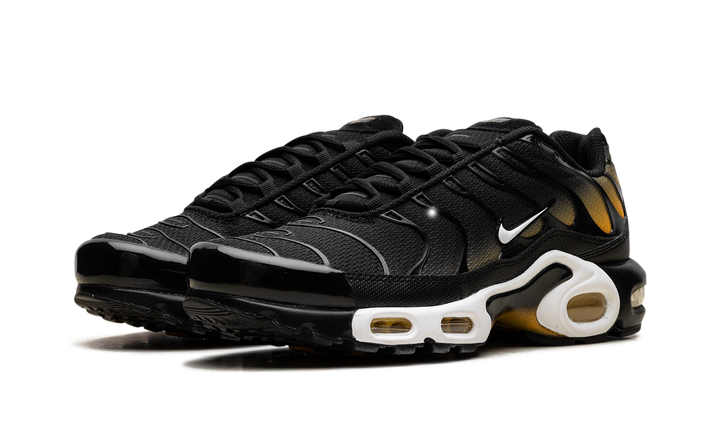 NIKE AIR MAX PLUS BLACK UNIVERSITY GOLD WHITE