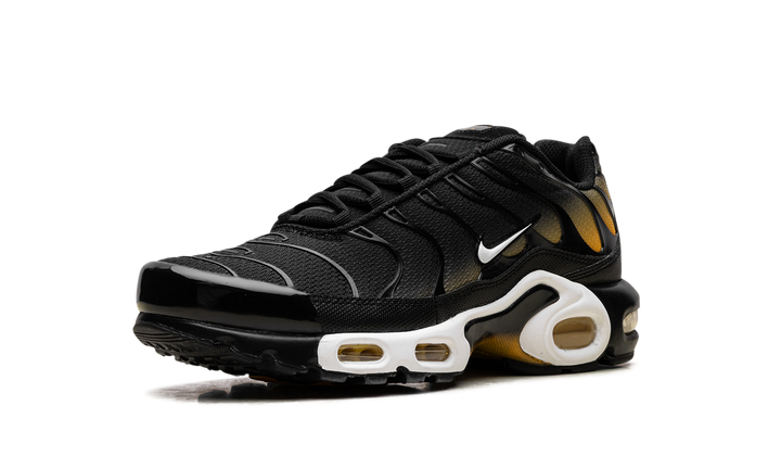 NIKE AIR MAX PLUS BLACK UNIVERSITY GOLD WHITE