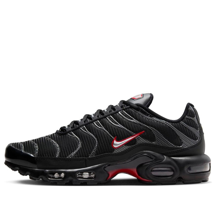 NIKE AIR MAX PLUS BLACK UNIVERSITY RED METALLIC SILVER