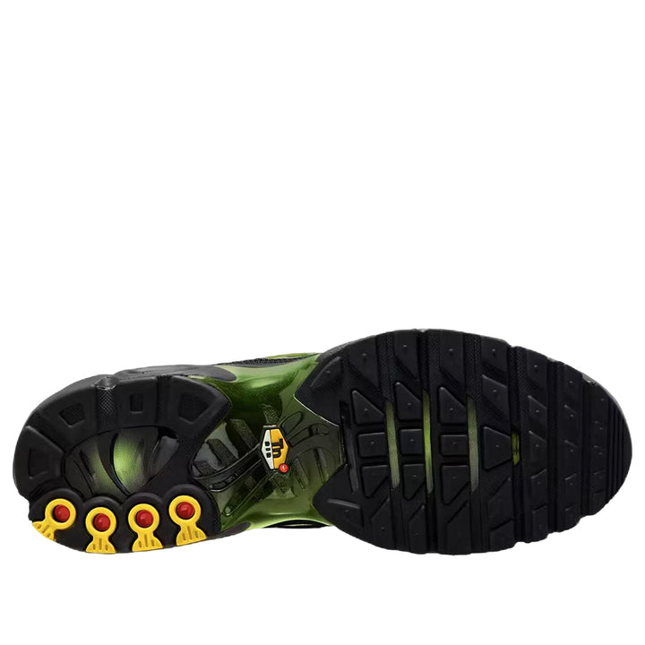 NIKE AIR MAX PLUS BLACK VOLT ICE