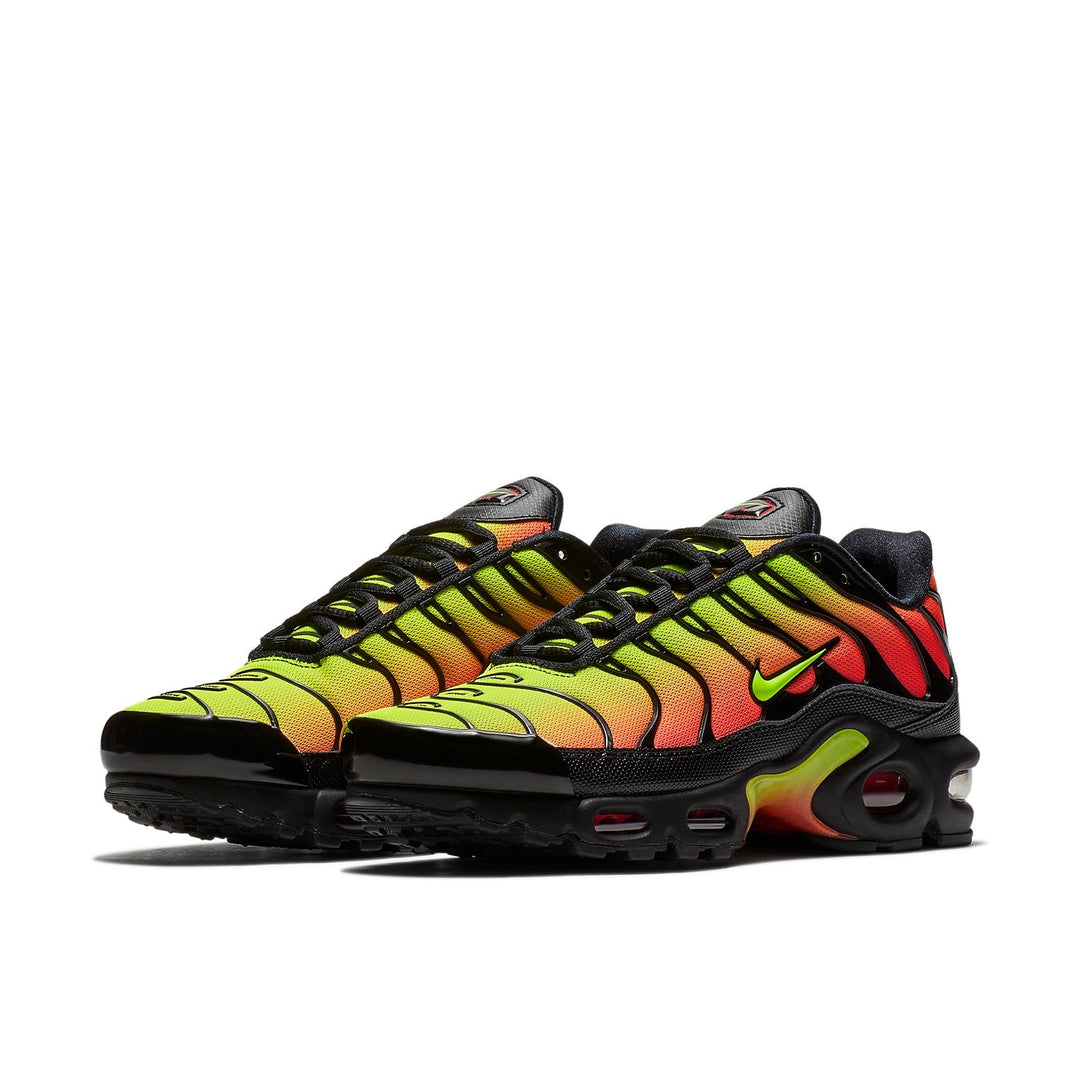 NIKE AIR MAX PLUS BLACK VOLT SOLAR RED (WOMEN&