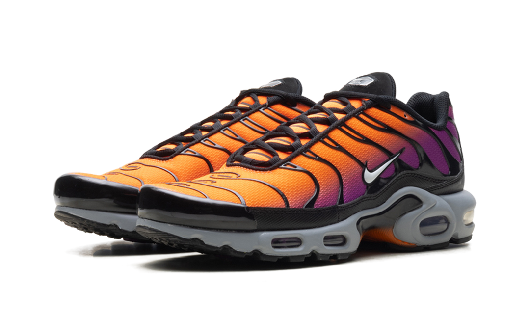 NIKE AIR MAX PLUS DESERT SUNSET