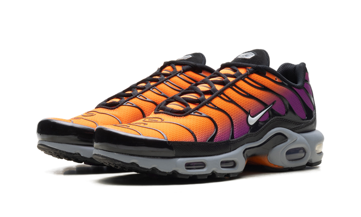 NIKE AIR MAX PLUS DESERT SUNSET