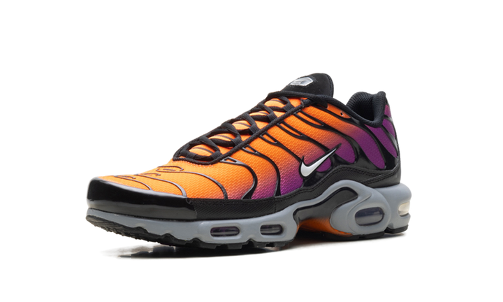 NIKE AIR MAX PLUS DESERT SUNSET
