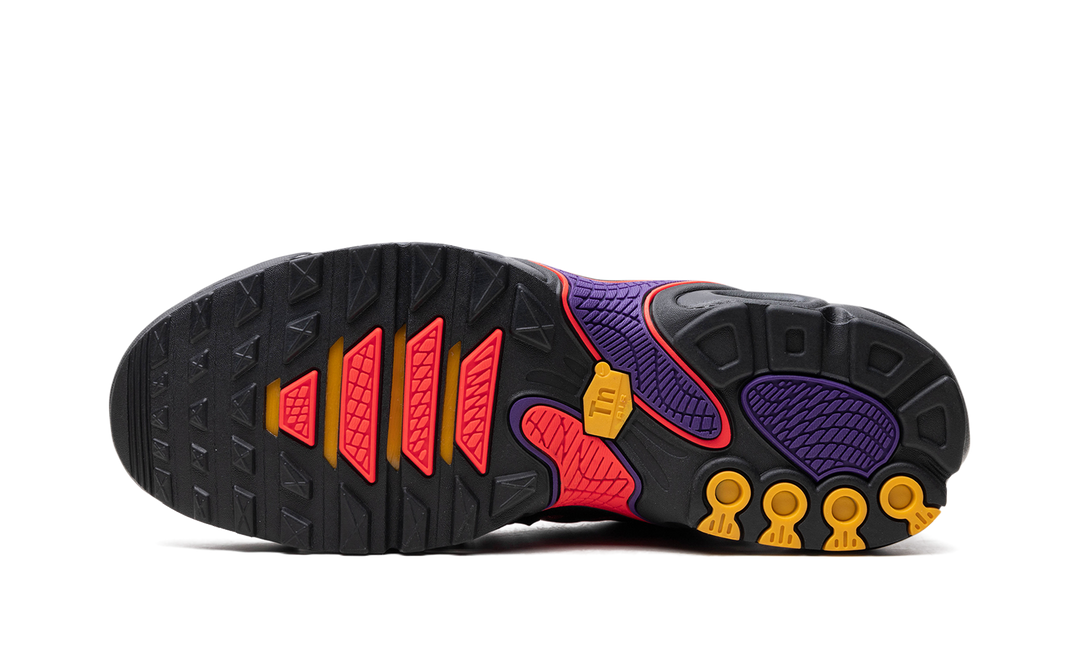 NIKE AIR MAX PLUS DRIFT ALL DAY