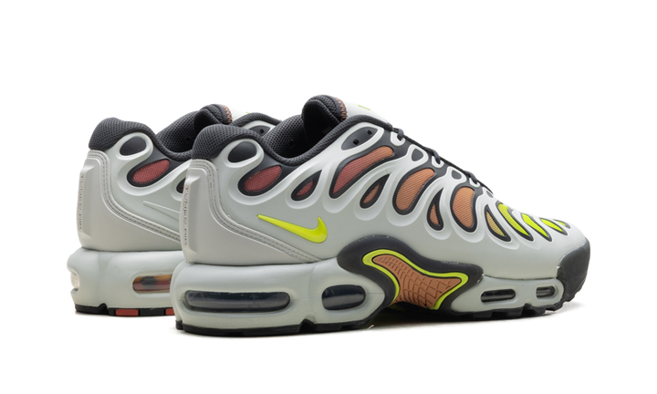 NIKE AIR MAX PLUS DRIFT LIGHT SILVER VOLT