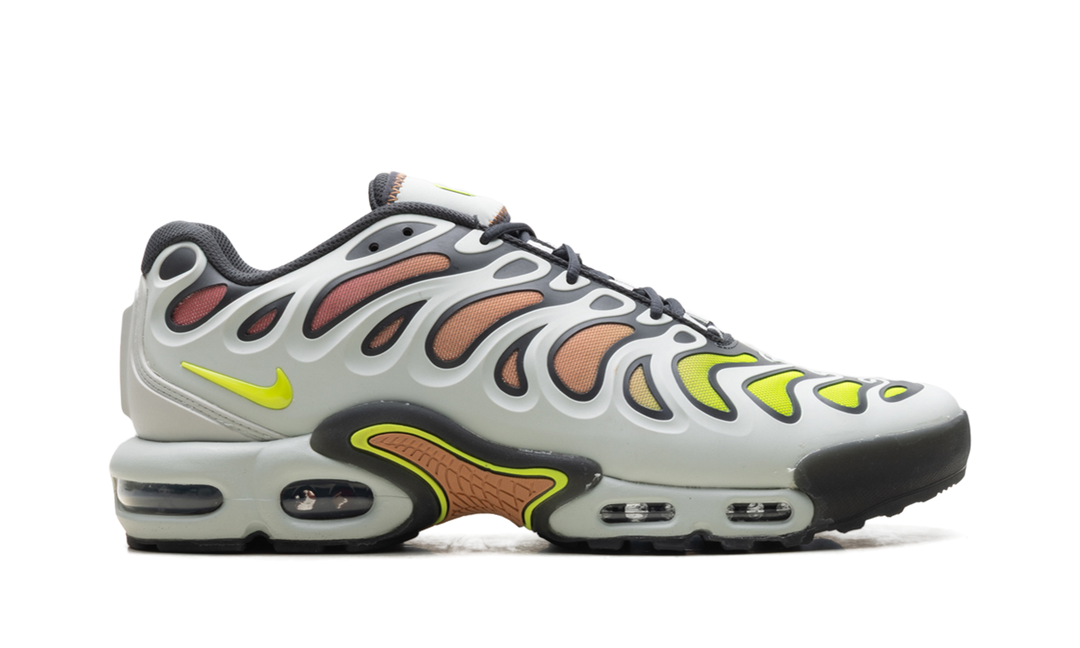 NIKE AIR MAX PLUS DRIFT LIGHT SILVER VOLT