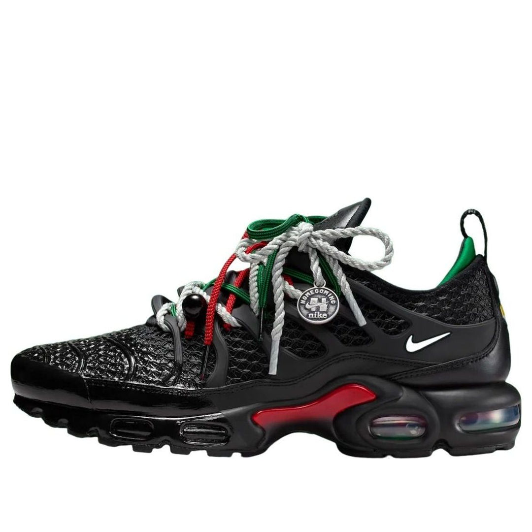 NIKE AIR MAX PLUS HOMECOMING BLACK