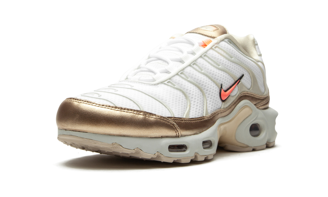 NIKE AIR MAX PLUS LIGHT OREWOOD BROWN WOMENS