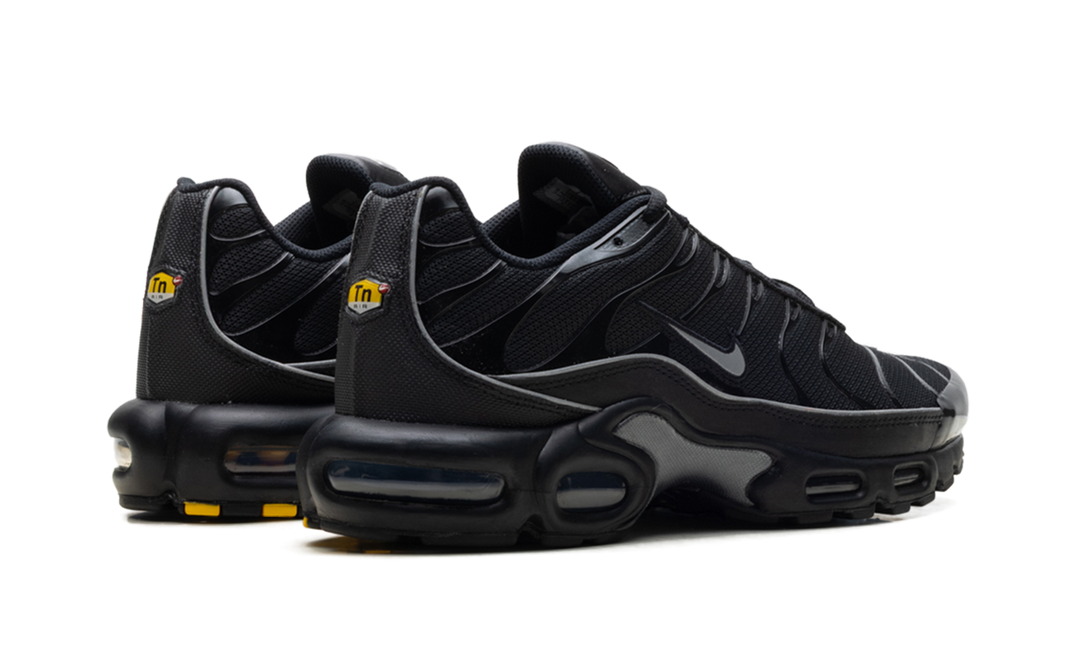 NIKE AIR MAX PLUS OG BLACK REFLECTIVE