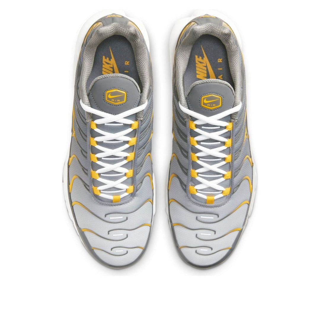 NIKE AIR MAX PLUS PARTICLE GREY DARK SULPHUR