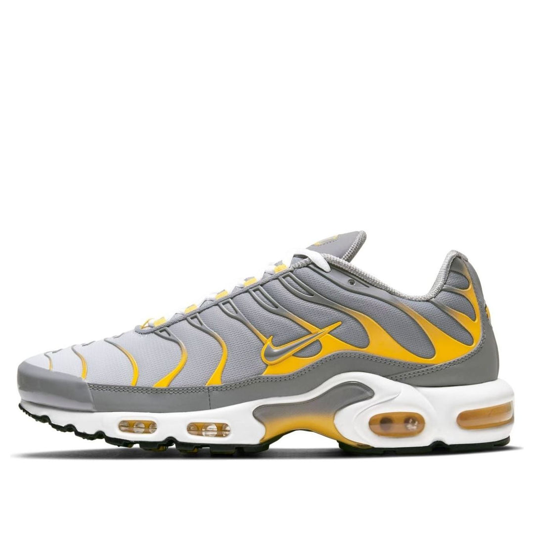 NIKE AIR MAX PLUS PARTICLE GREY DARK SULPHUR