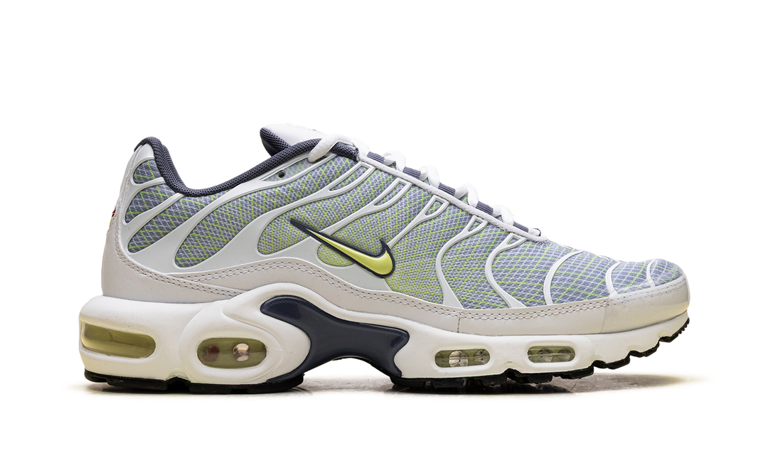 NIKE AIR MAX PLUS PEBBLE GREY LIME