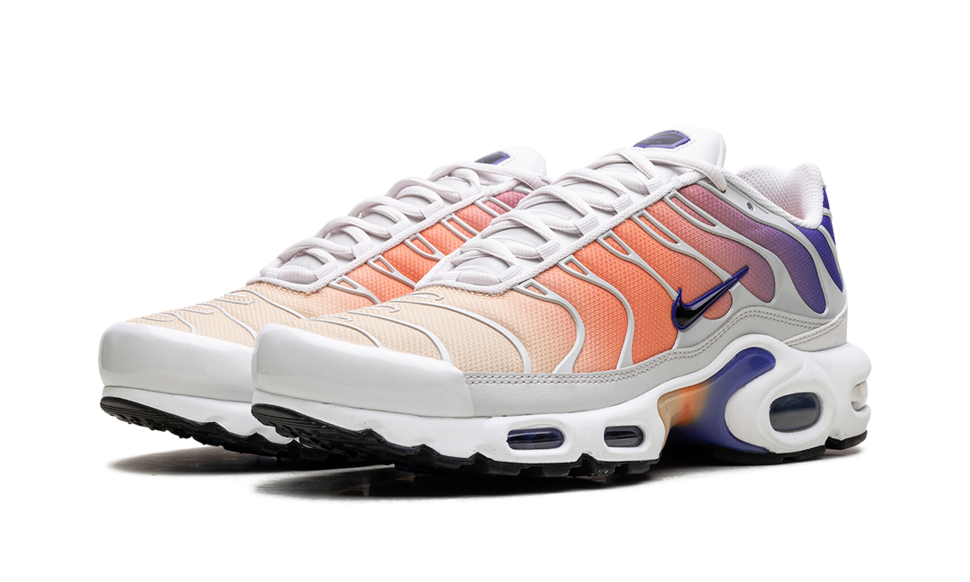 NIKE AIR MAX PLUS PERSIAN VIOLET LIGHT WILD MANGO (WOMEN&