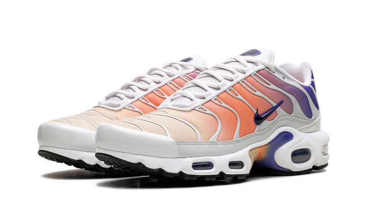 NIKE AIR MAX PLUS PERSIAN VIOLET LIGHT WILD MANGO (WOMEN&