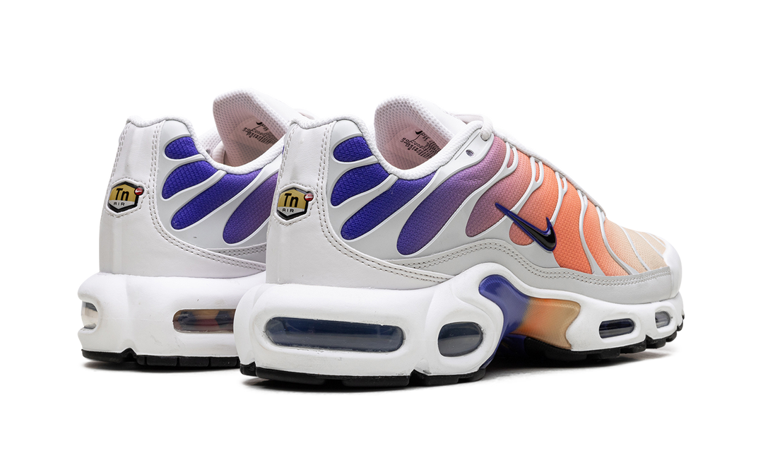 NIKE AIR MAX PLUS PERSIAN VIOLET LIGHT WILD MANGO (WOMEN&