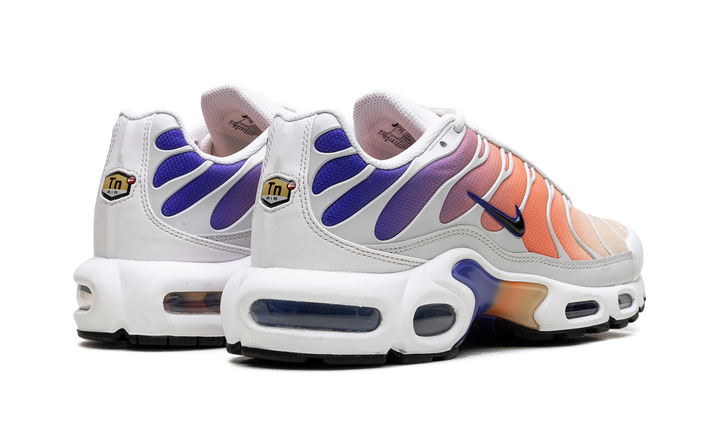 NIKE AIR MAX PLUS PERSIAN VIOLET LIGHT WILD MANGO (WOMEN&