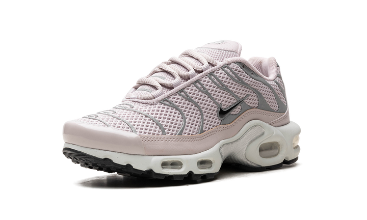 NIKE AIR MAX PLUS PLATINUM VIOLET WOMENS