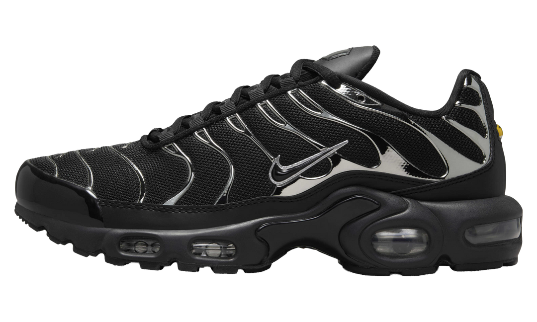 NIKE AIR MAX PLUS SE BLACK CHROME SILVER (WOMEN&