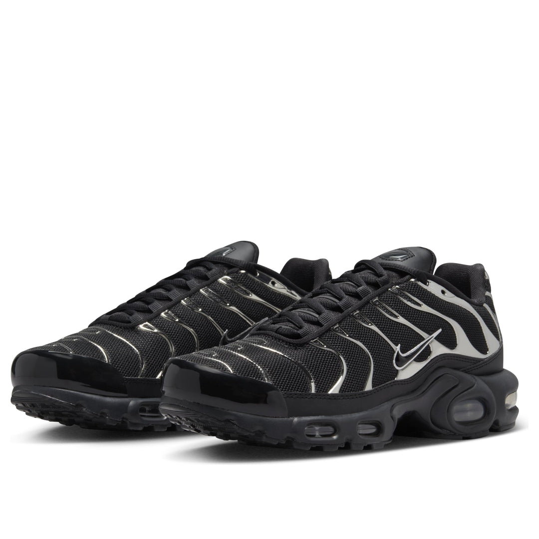 NIKE AIR MAX PLUS SE BLACK CHROME WOMENS