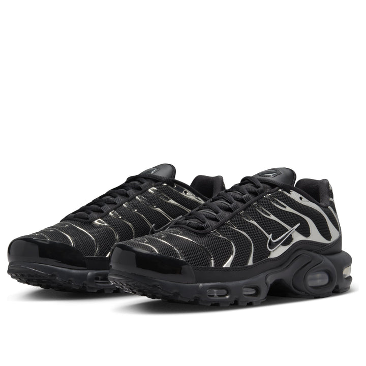 NIKE AIR MAX PLUS SE BLACK CHROME WOMENS