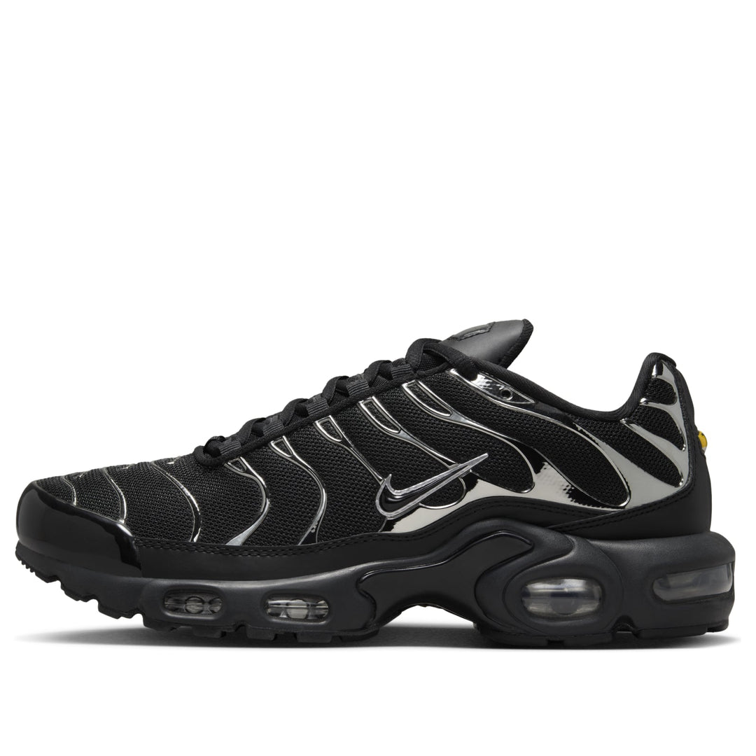 NIKE AIR MAX PLUS SE BLACK CHROME WOMENS