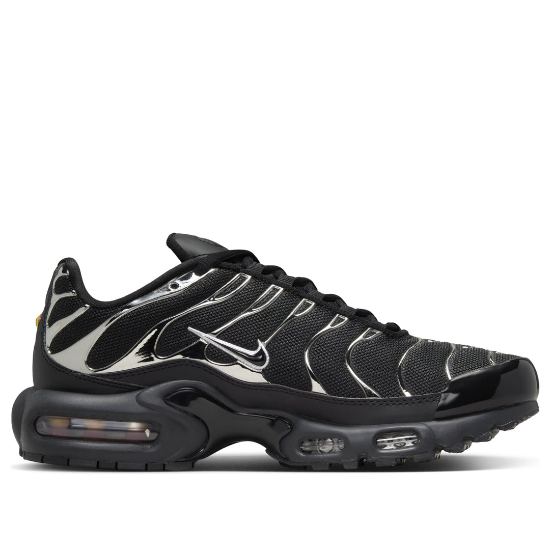 NIKE AIR MAX PLUS SE BLACK CHROME WOMENS