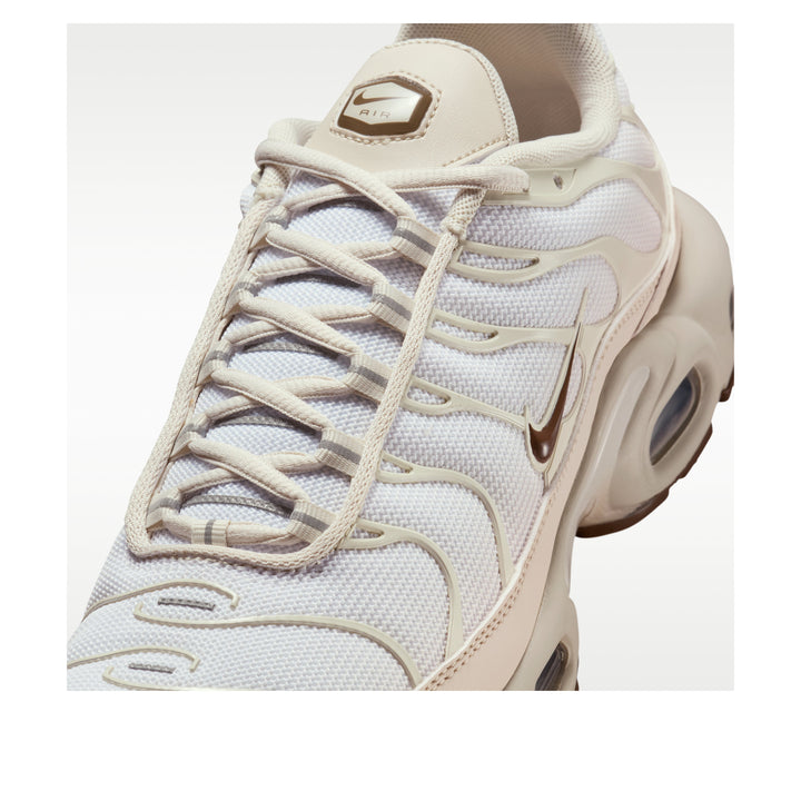 NIKE AIR MAX PLUS SE LIGHT OREWOOD BROWN (WOMEN&