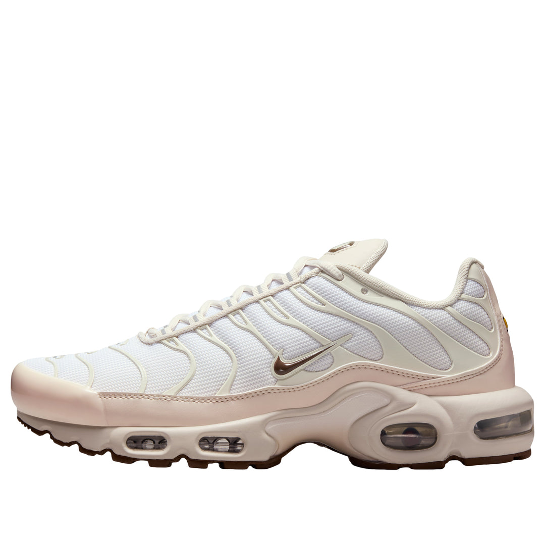 NIKE AIR MAX PLUS SE LIGHT OREWOOD BROWN (WOMEN&