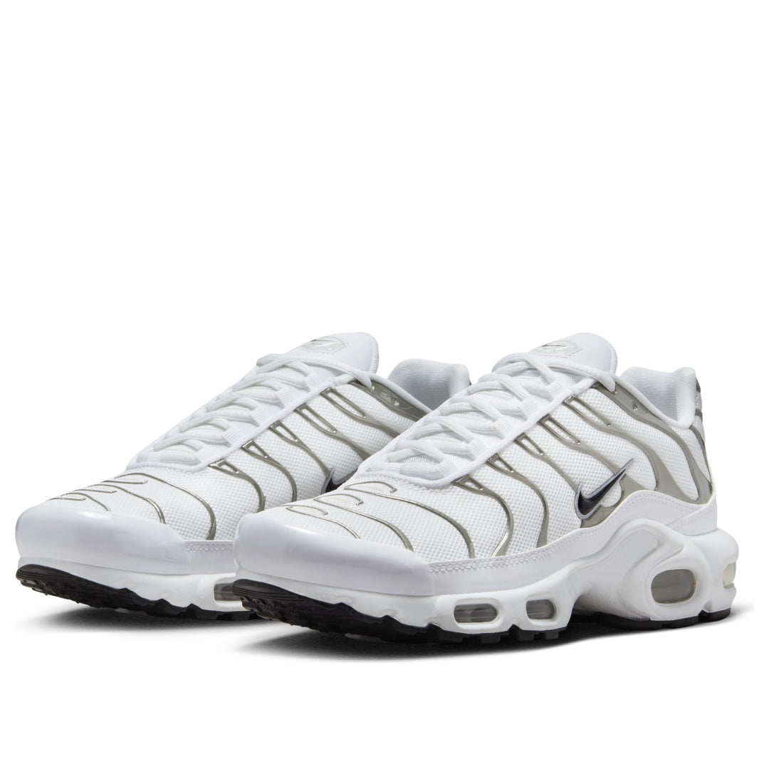 NIKE AIR MAX PLUS SE WHITE METALLIC SILVER (WOMEN&