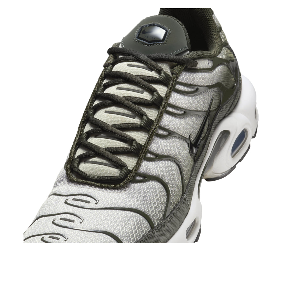 NIKE AIR MAX PLUS SEQUOIA CARGO KHAKI