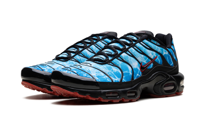 NIKE AIR MAX PLUS SHARK ATTACK