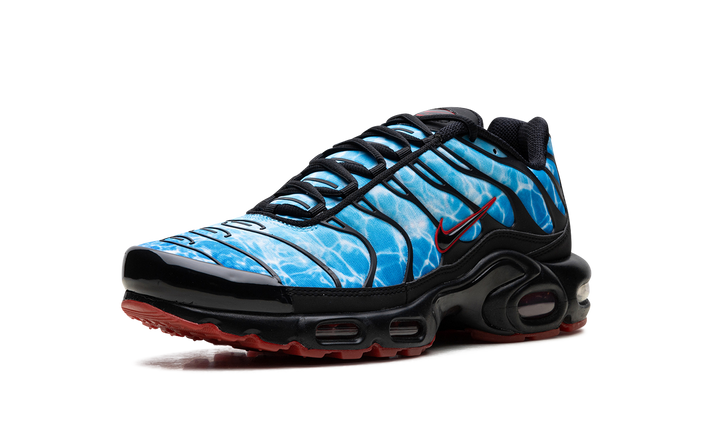 NIKE AIR MAX PLUS SHARK ATTACK