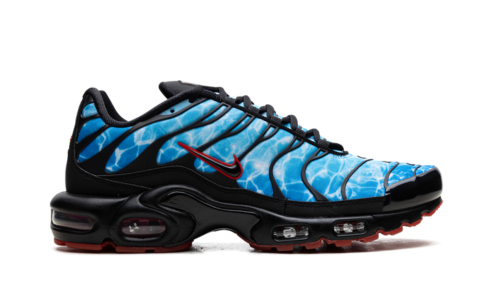 NIKE AIR MAX PLUS SHARK ATTACK