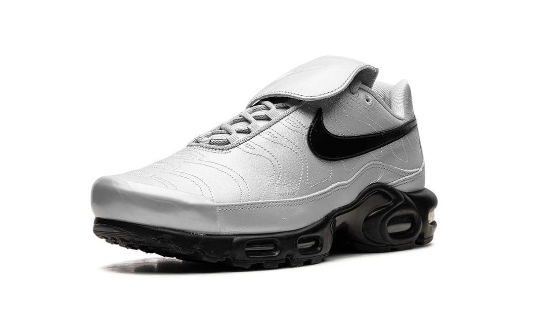 NIKE AIR MAX PLUS TIEMPO WOLF