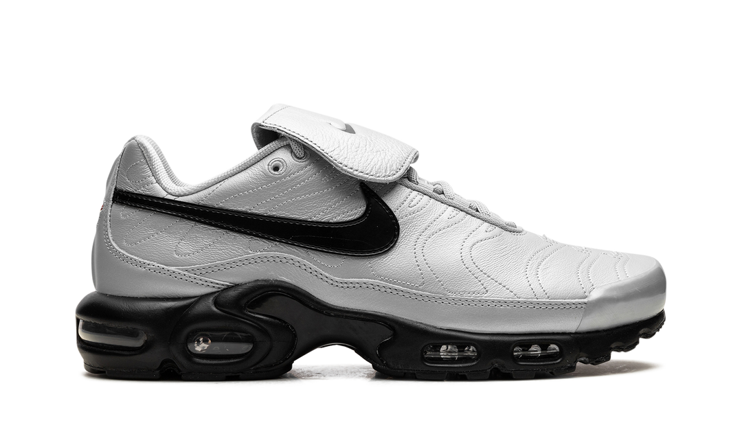 NIKE AIR MAX PLUS TIEMPO WOLF