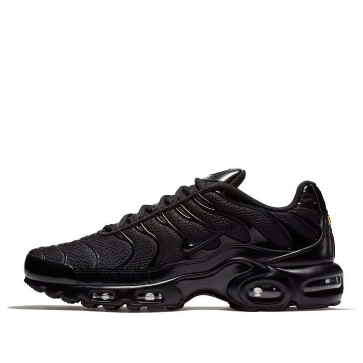 NIKE AIR MAX PLUS TRIPLE BLACK