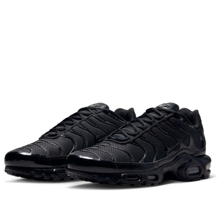 NIKE AIR MAX PLUS TRIPLE BLACK