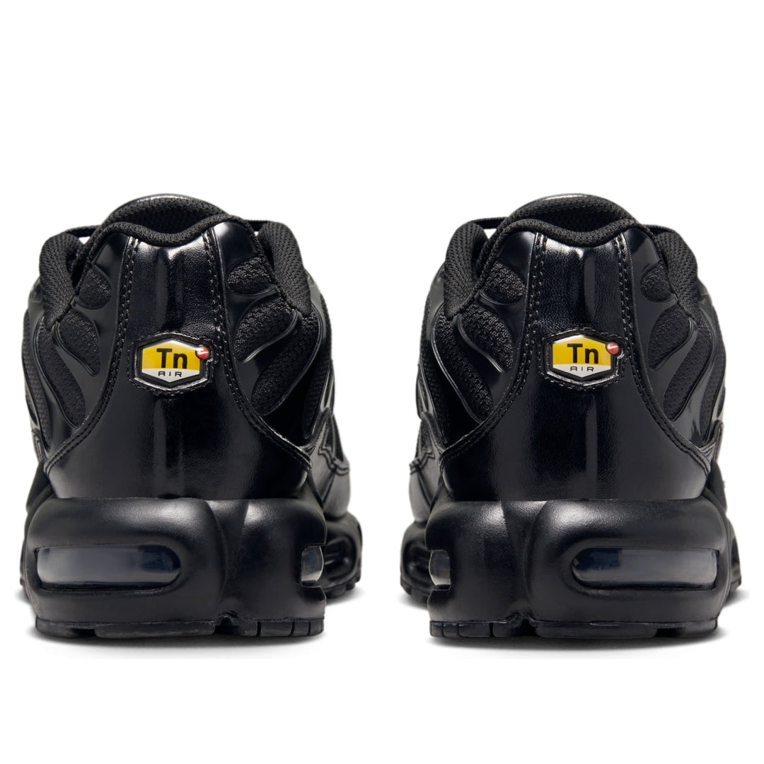 NIKE AIR MAX PLUS TRIPLE BLACK