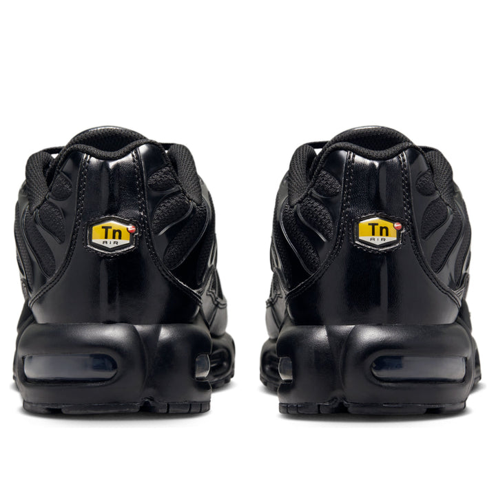 NIKE AIR MAX PLUS TRIPLE BLACK