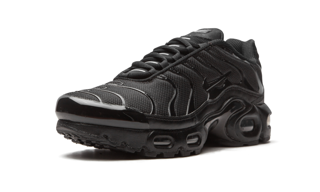 NIKE AIR MAX PLUS TRIPLE BLACK GS