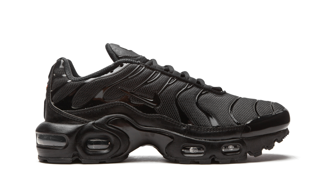 NIKE AIR MAX PLUS TRIPLE BLACK GS