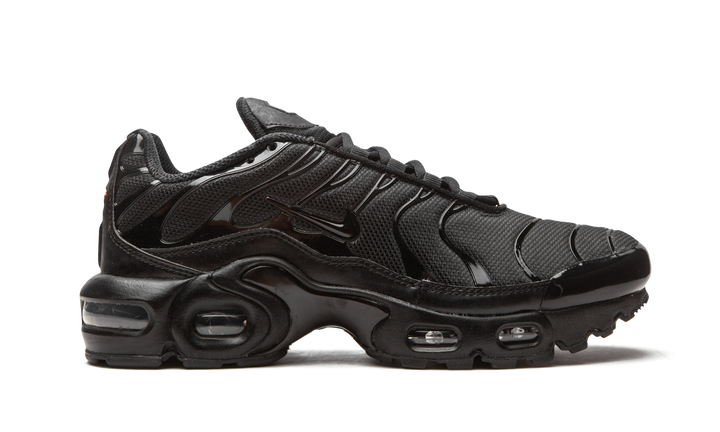 NIKE AIR MAX PLUS TRIPLE BLACK GS