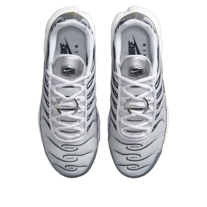 NIKE AIR MAX PLUS WHITE ASHEN SLATE METALLIC SILVER (WOMEN&