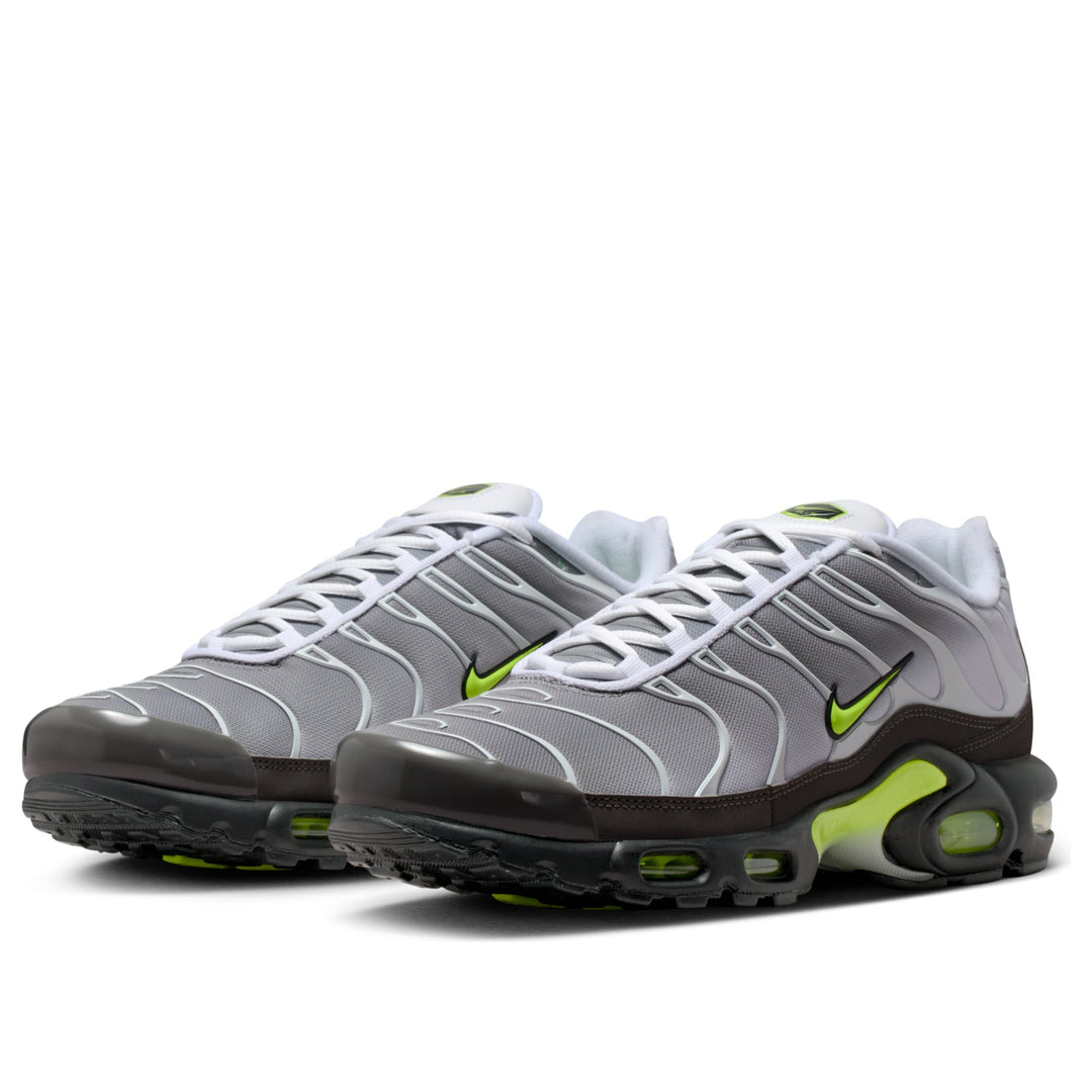 NIKE AIR MAX PLUS WHITE PEARL GREY NEON