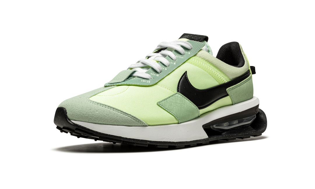 NIKE AIR MAX PRE-DAY LIQUID LIME