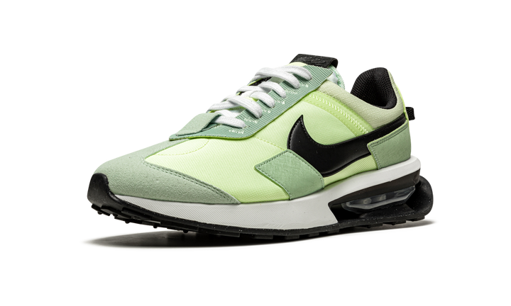 NIKE AIR MAX PRE-DAY LIQUID LIME