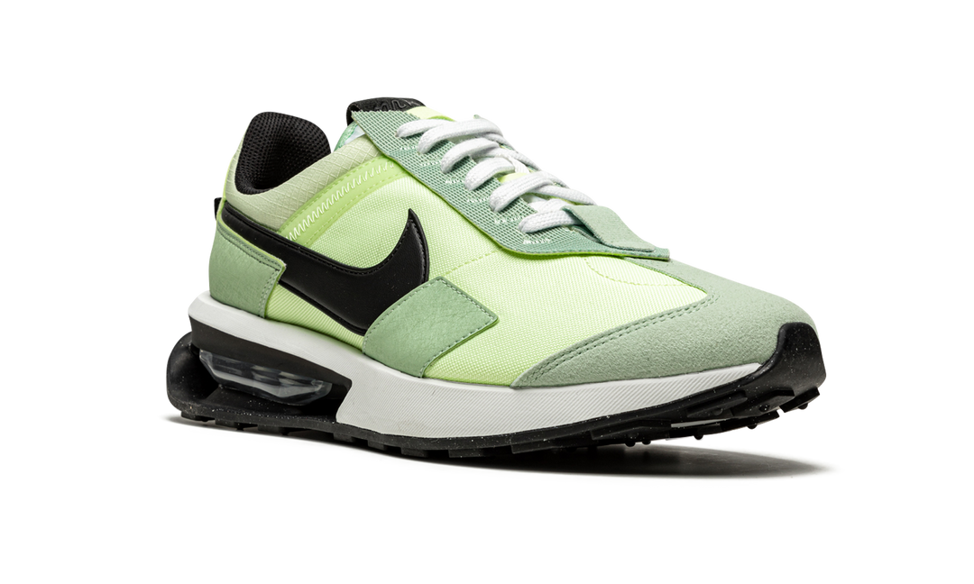 NIKE AIR MAX PRE-DAY LIQUID LIME